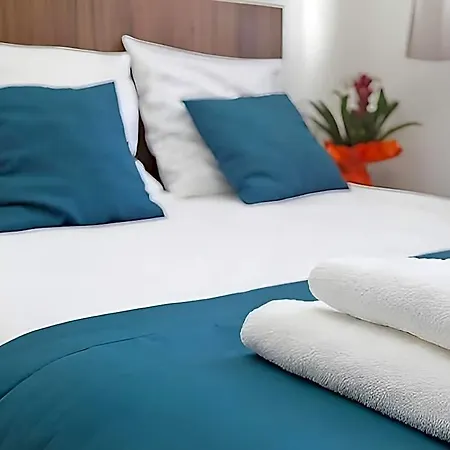 Odalys Le Jardin Des Lettres Appart hôtel 3*