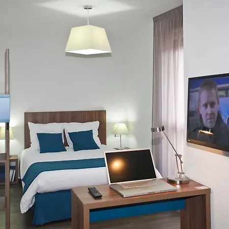 Odalys Le Jardin Des Lettres Aparthotel Tours