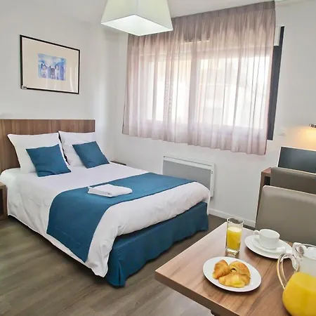 Odalys Le Jardin Des Lettres 3* Tours